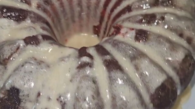 red-velvet-poundcake